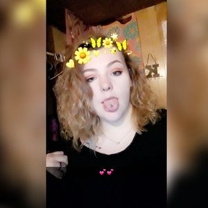 Meet your Posher, Haley